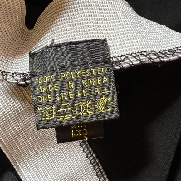 Flowy Black Midi Skirt by Valentina - Picture 4 of 8